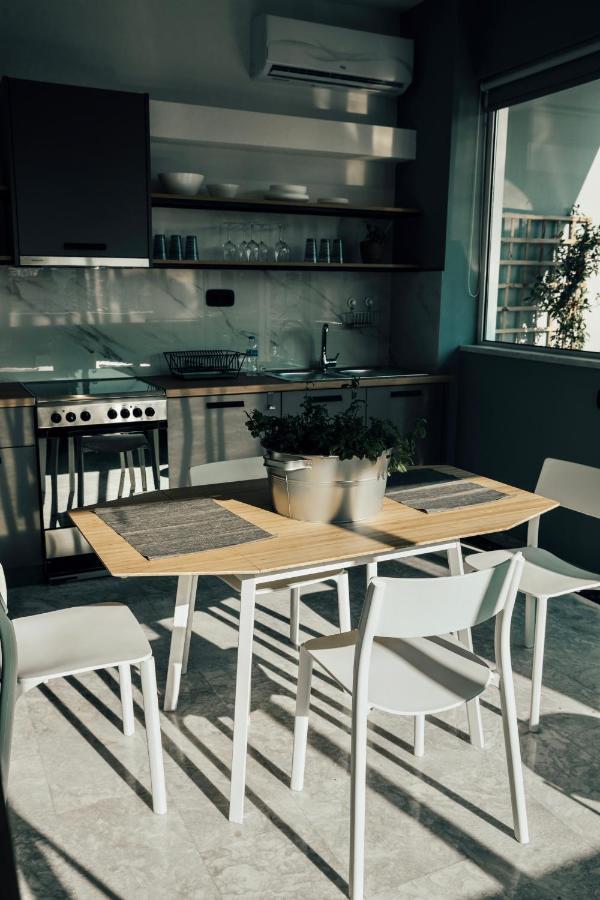 Loft With Private Parking Atenas Exterior foto